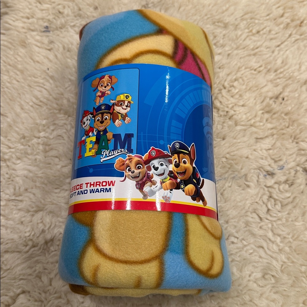 Paw Patrol “Fantastic Team” Fleece Throw Blanket